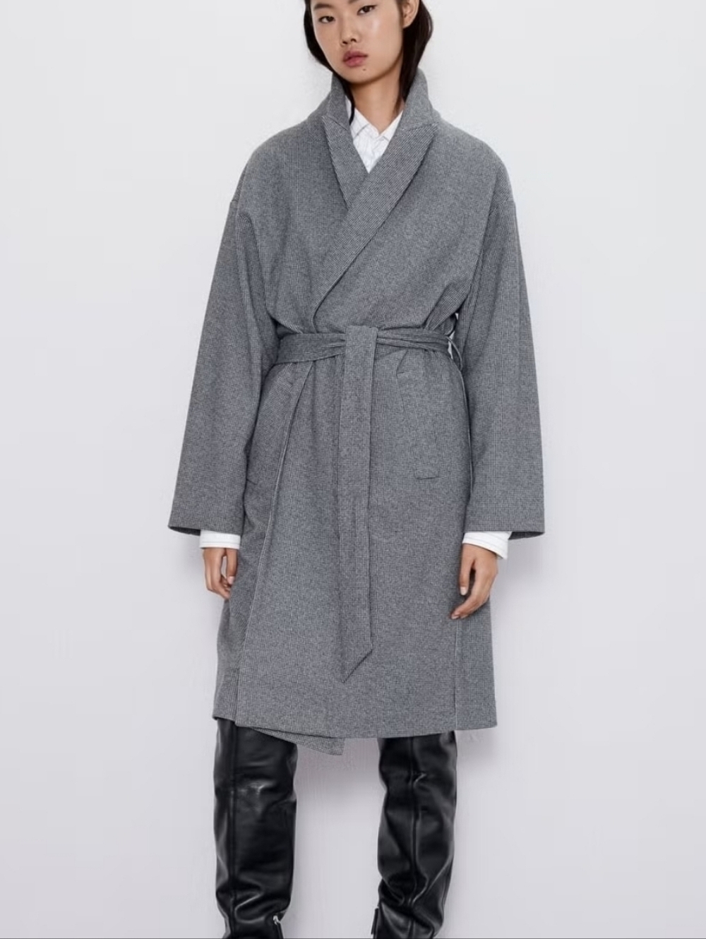 Zara Belted coat size M NWOT